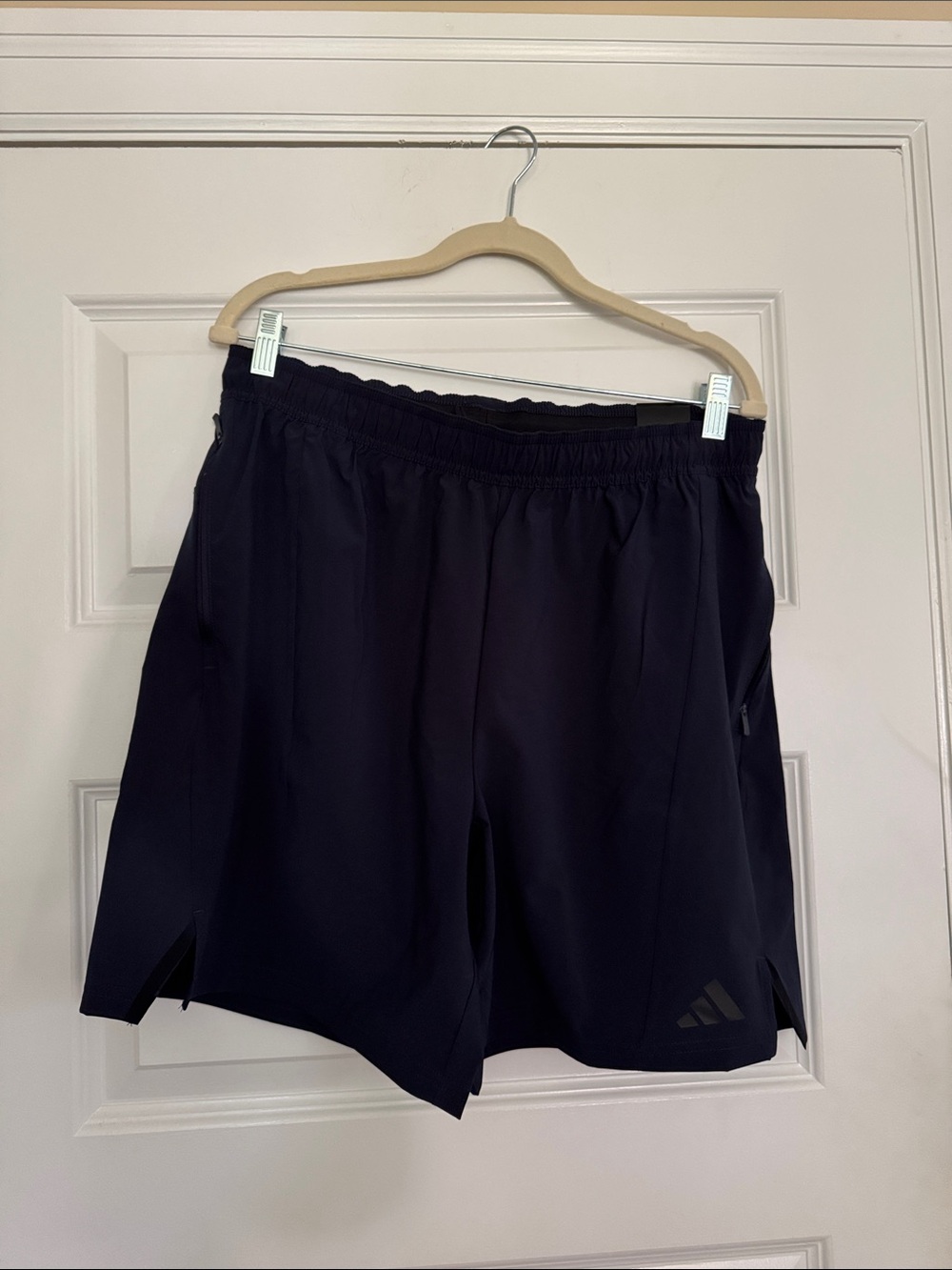 New w/Tags Aeroready adidas Men's Blue Athletic Shorts with Side Vents